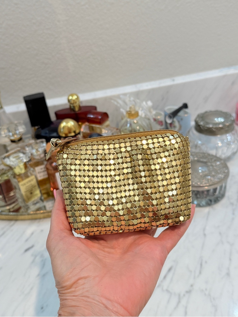 Whiting & Davis Gold Metal Mesh Padded Coin Purse - Picture 10 of 10